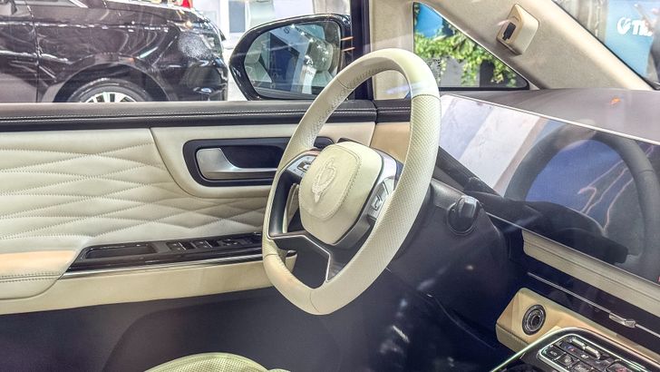 Интерьер Sollers SP7