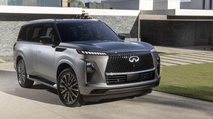 Infiniti обновила свой семиместный флагманский кроссовер, который продавался в России