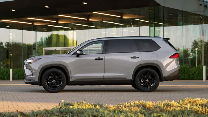 Toyota Grand Highlander 2026 года