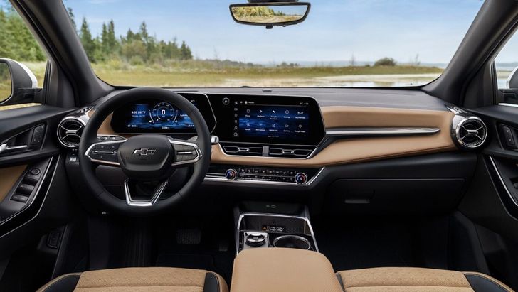 Интерьер Chevrolet Equinox Activ