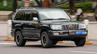 Toyota Land Cruiser 100