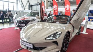 Кабриолет MG Cyberster