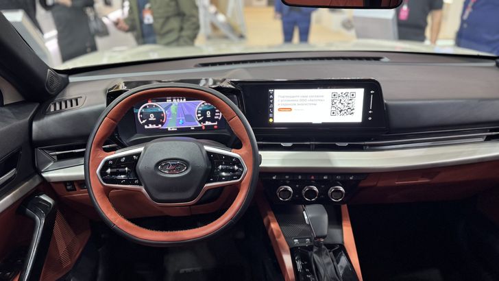 Интерьер LADA Azimut