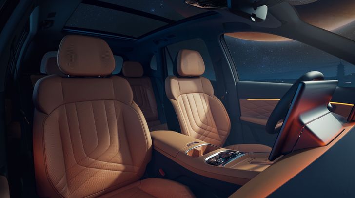 Интерьер Belgee X80 PHEV