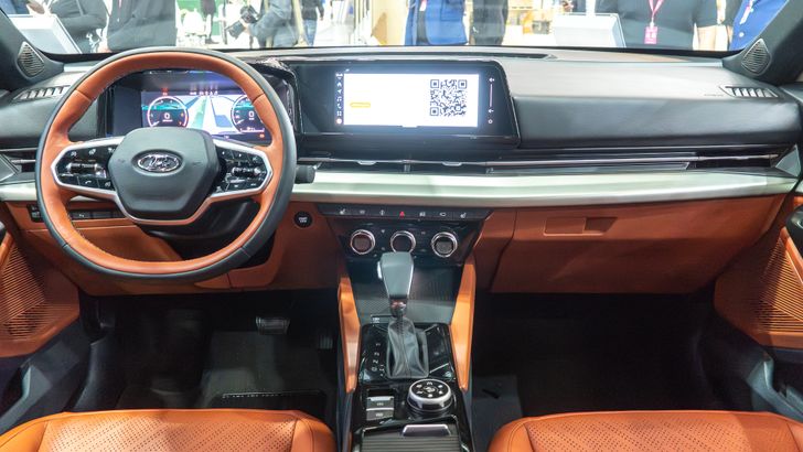 Интерьер LADA Azimut