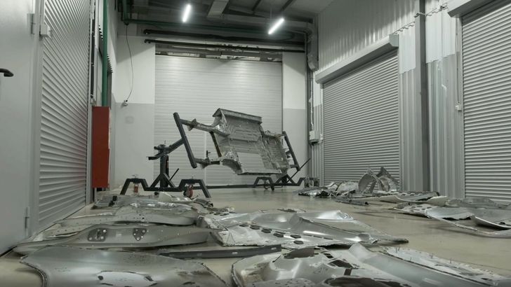 Детали кузова электромобиля «Атом»