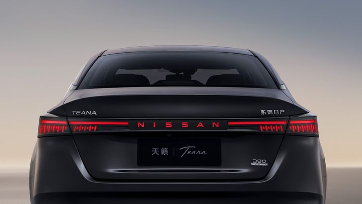 Nissan Teana