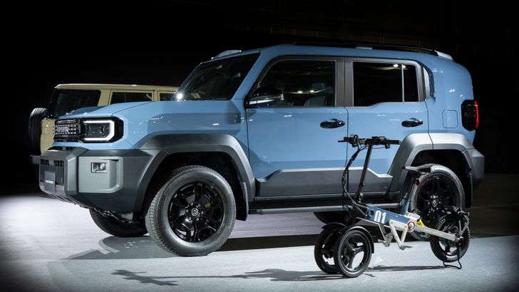 Toyota Land Hopper и Toyota Land Cruiser FJ