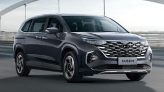 Hyundai Custin
