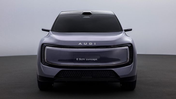 Концепт AUDI E SUV