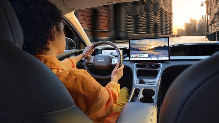 Интерьер Geely EX2