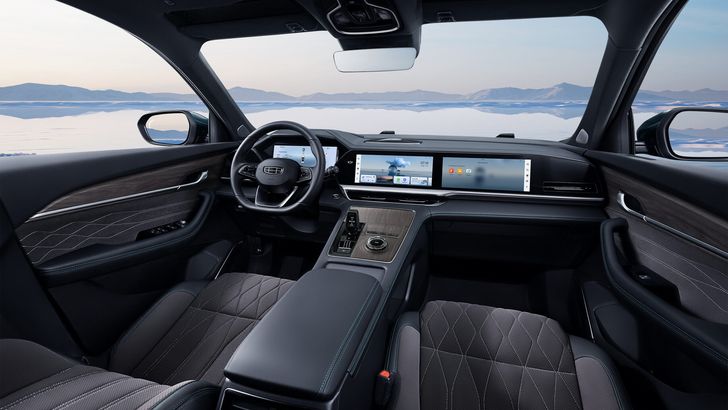 Интерьер Geely Monjaro Flagship SE