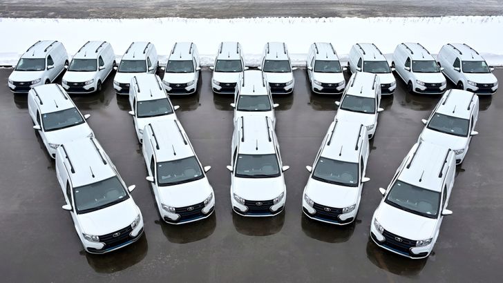 LADA e‑Largus выходит на маршрут: 33 электрофургона АвтоВАЗа начнут использовать в транспорте Москвы