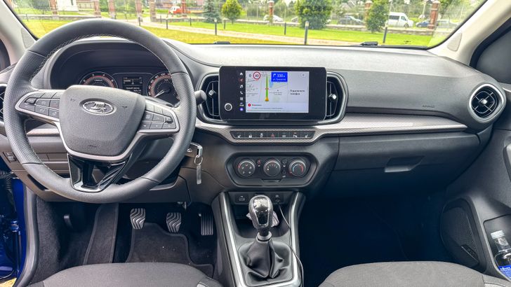 Интерьер LADA Iskra