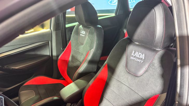 Интерьер LADA Vesta Sport SW