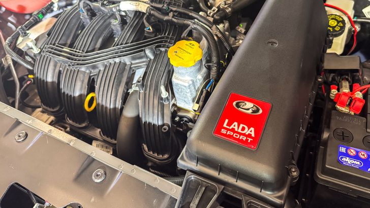 Подкапотное пространоство LADA Vesta Sport SW