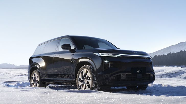 GAC готовится удивить Россию: раскрыты комплектации нового динамичного кроссовера S7 с «Яндексом» и VK на борту