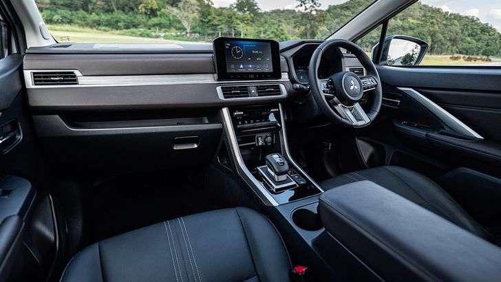 Интерьер Mitsubishi Xpander