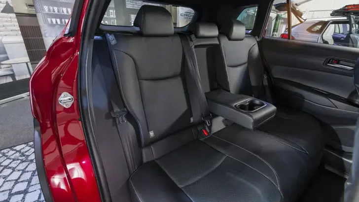 Интерьер Toyota Corolla Cross