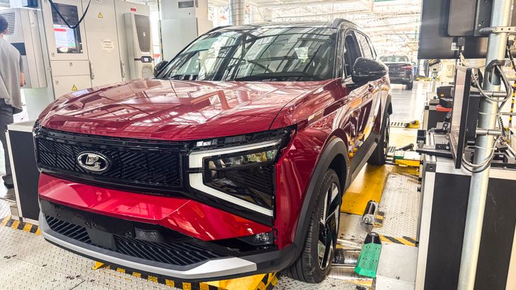 АвтоВАЗ «завалит» рынок новой «Ладой»: сколько кроссоверов «Азимут» хотят выпускать для россиян
