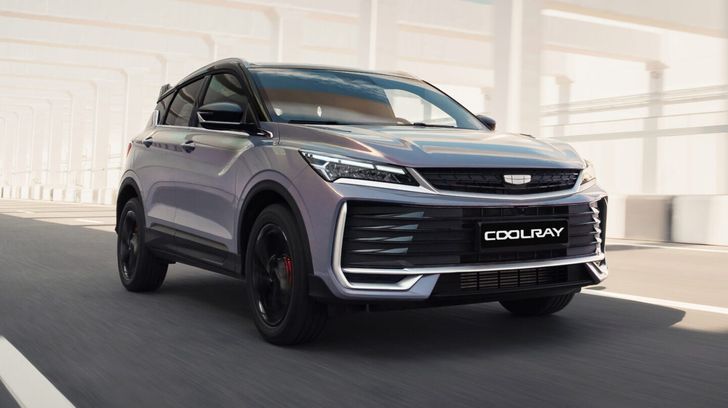 В России начались продажи нового Geely Coolray. Как он выглядит и сколько стоит