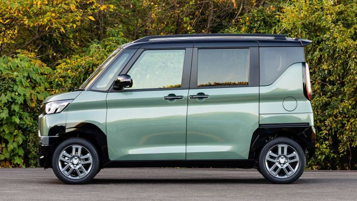 Mitsubishi Delica Mini