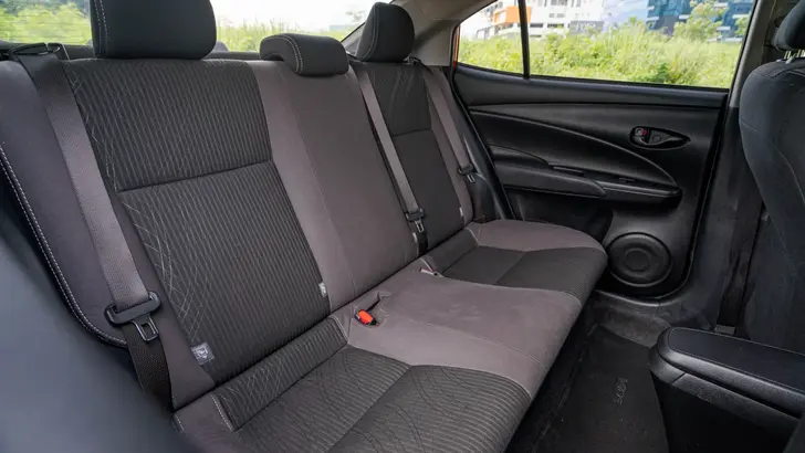Интерьер Toyota Vios