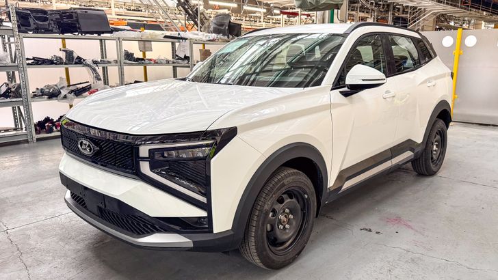 LADA Azimut