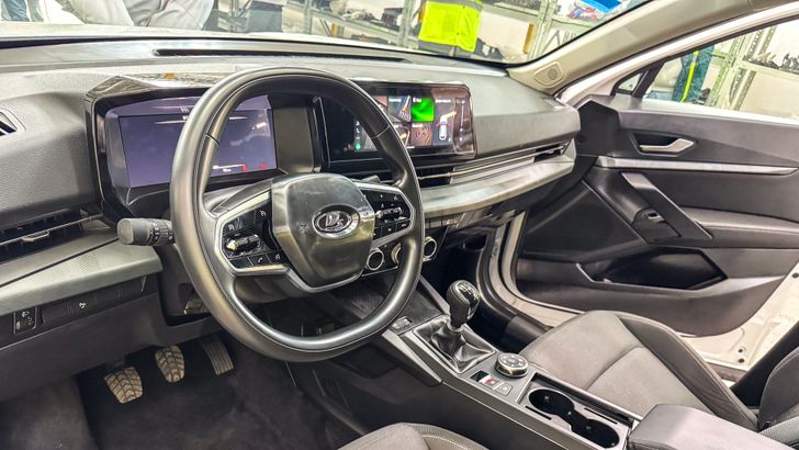 Интерьер LADA Azimut