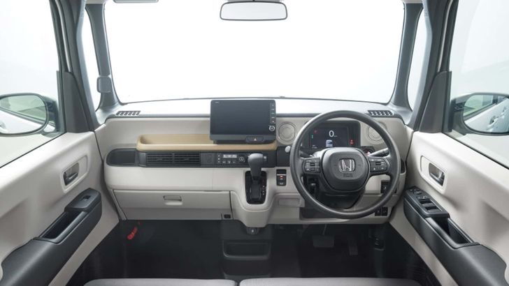 Интерьер Honda N-Box