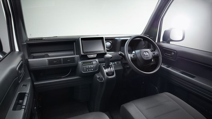 Интерьер Honda N-VAN