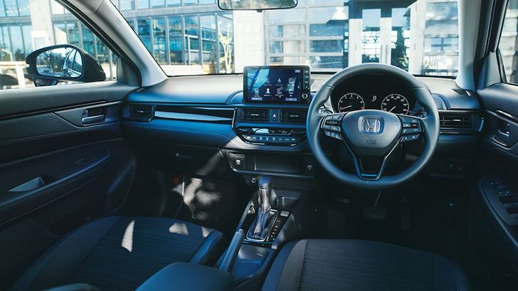 Интерьер Honda WR-V