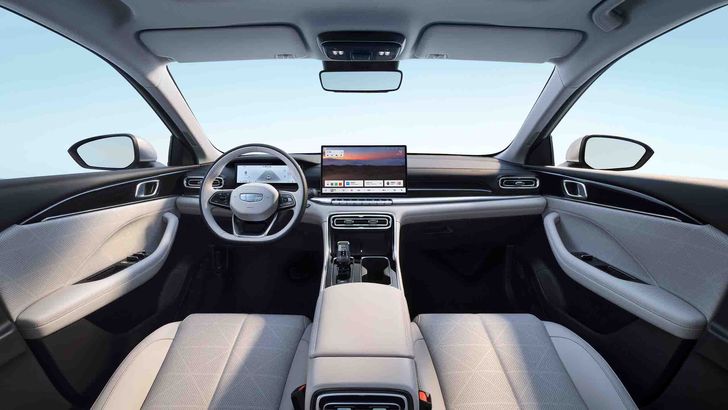 Geely Emgrand i-HEV