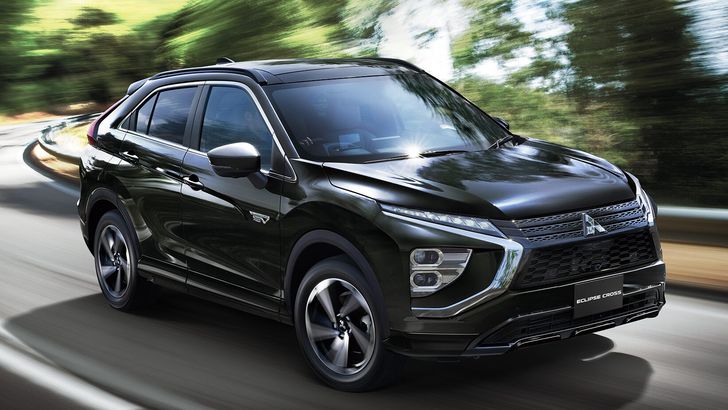 В Россию вернулся недорогой кроссовер Mitsubishi с полным приводом, который стоит дешевле Geely и Tenet В Россию вернулся недорогой кроссовер Mitsubishi с полным приводом, который стоит дешевле Geely и Tenet