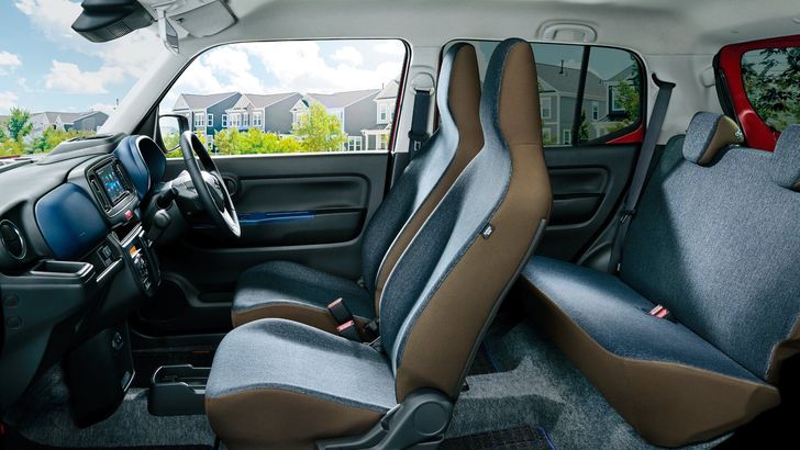 Интерьер Suzuki Alto