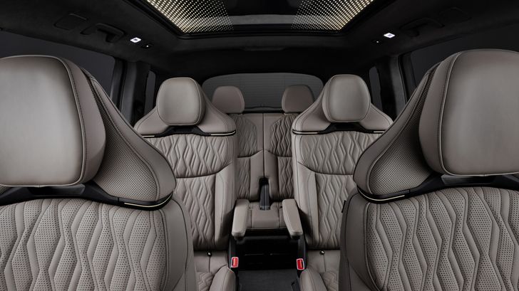 Интерьер Audi Q9 Интерьер Audi Q9
