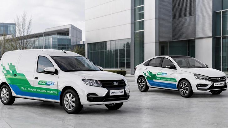 АвтоВАЗ раскрыл особенности коммерческих LADA и SKM: чем они отличаются от обычных машин АвтоВАЗ раскрыл особенности коммерческих LADA и SKM: чем они отличаются от обычных машин