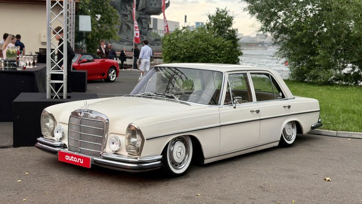 Mercedes-Benz