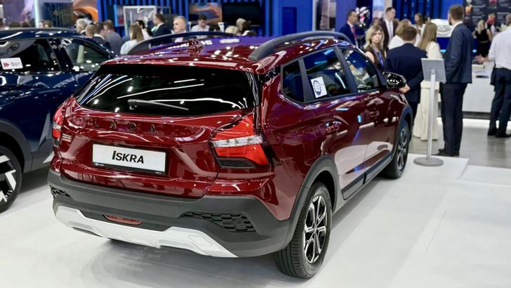 LADA Iskra SW Cross