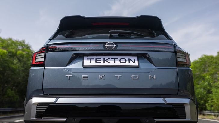 Nissan Tekton