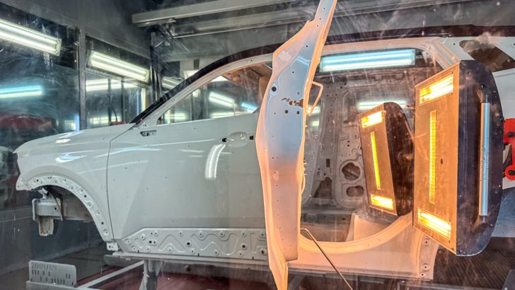 «АвтоВАЗ» раскрыл процесс контроля окраски Lada: ежедневно 5 кузовов проверяют с особой тщательностью «АвтоВАЗ» раскрыл процесс контроля окраски Lada: ежедневно 5 кузовов проверяют с особой тщательностью