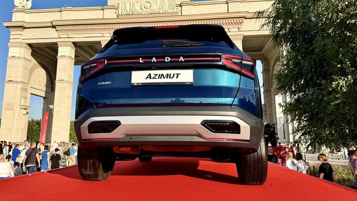 LADA Azimut