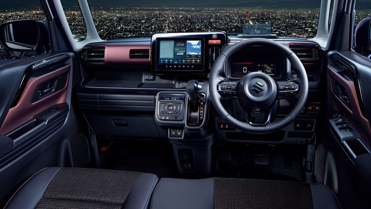 Интерьер Suzuki Spacia