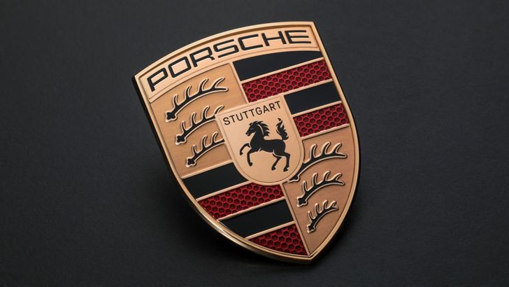 Porsche 928 лишили крыши и выставили на торги: сколько хотят за редкий кабриолет Porsche 928 лишили крыши и выставили на торги: сколько хотят за редкий кабриолет