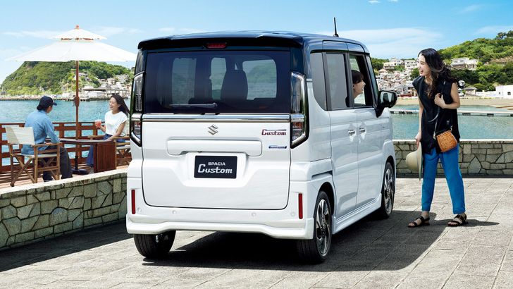 Suzuki Spacia