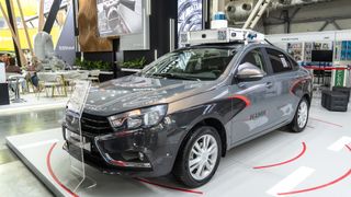 LADA Vesta с НАМИ Self-Driving System. «Москвич М70»
