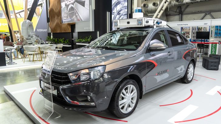Россия готовится к серийному выпуску беспилотных автомобилей: как изменится российский автопром к 2035 году