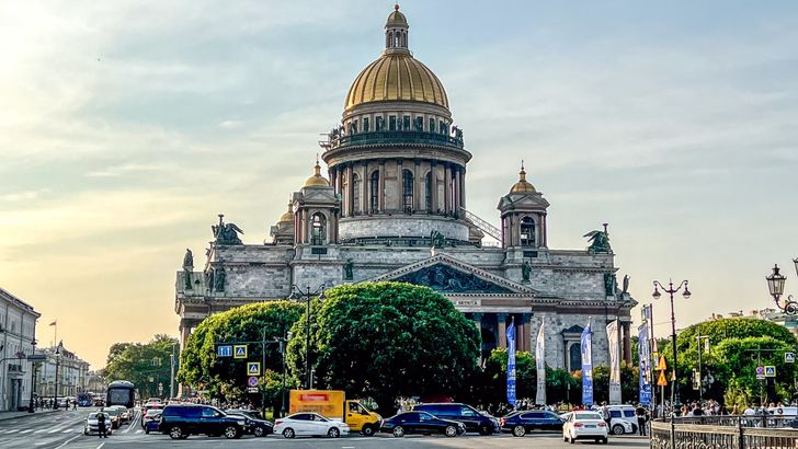 Авторынок Санкт-Петербурга установил новый рекорд 2026 года: сколько автомобилей продали в августе