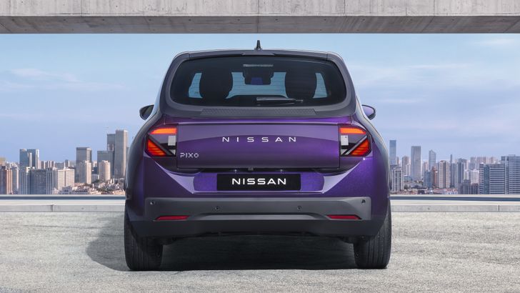 Nissan Pixo