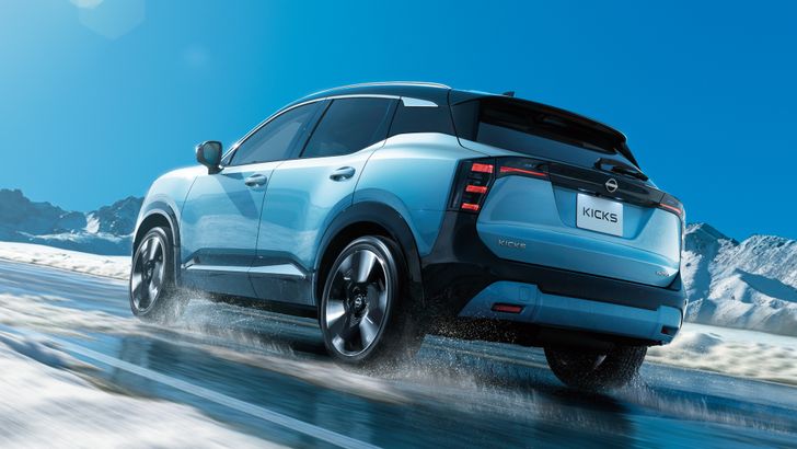 Nissan готовит европейский дебют популярного кроссовера: стало известно, чем удивит гибридный Kicks